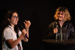 Filmtalk: Julia Grillmayr (Moderation) & Mona Keil / Foto: Astrid Pichler © dotdotdot