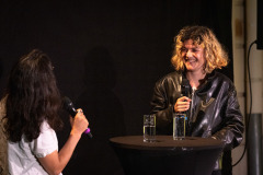 Filmtalk: Julia Grillmayr (Moderation) & Mona Keil / Foto: Astrid Pichler © dotdotdot