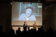 Filmtalk: Claudius Gentinetta, Theresa Kober (ÖGS-Dolmetschung) & Lisa Mai (Moderation) / Foto: Peter Grießer © dotdotdot