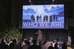 Performance: Pam Eden / Foto: Peter Grießer © dotdotdot