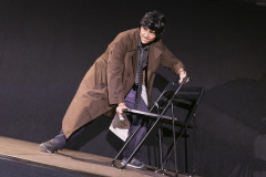 Performance: Pam Eden / Foto: Peter Grießer © dotdotdot