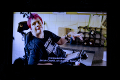 WHOSE VOICE IS IT ANYWAY? (Regie: Kate Caryer) / Foto: Astrid Pichler © dotdotdot